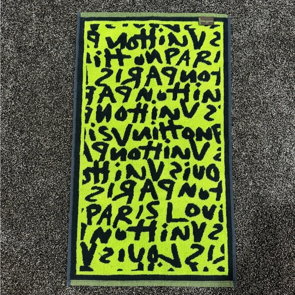 Louis Vuitton x Stephen Sprouse FW08 Graffiti Green / Black Gym Towel